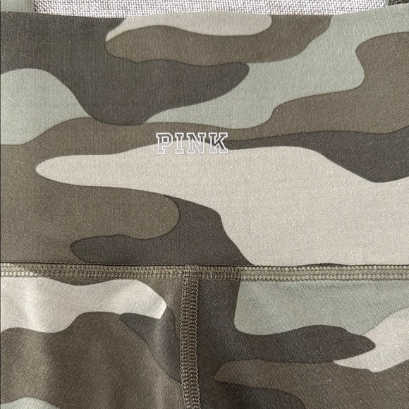 PINK Victoria's Secret Olive Camouflage Leggings - Picture 11 of 12
